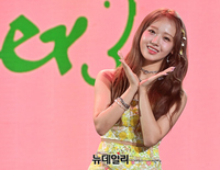 [포토] 싱글앨범으로 컴백한 위키미키 최유정