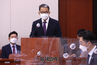 [포토] 현안보고 하는 우종수 경찰청 차장