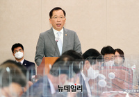 [포토] 인사말 하는 조승환 해양수산부 장관