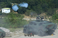 [포토] 육군 기동화력 훈련, 적진으로 향하는 현궁 미사일
