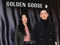 [포토] 다정하게 손잡은 이석-신단비 부부