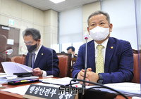 [포토] 답변하는 이상민 행정안전부 장관