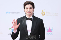 [포토] 로빈 데이아나 "여러분 반가워요"