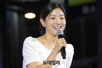 [포토] 2022 웰컴 대학로 축제, 개막 선포하는 박소담