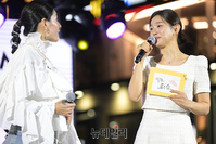 [포토] 웰컴 대학로 축제서 만난 모니카·박소담