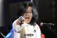 [포토] 웰컴 대학로 축제, 개막 무대 오른 YB