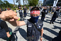 [포토] 금속노조·조선노연 "비정규직 차별 철폐하라"