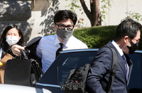 [포토] 차에서 내리는 한동훈 법무부 장관