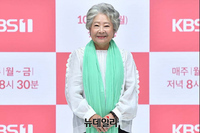 [포토] 정혜선 "내눈에콩깍지 많이 찾아주세요"