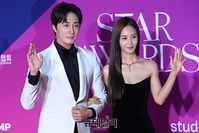 [포토] 정일우·권유리 "에이판스타어워즈 많이 기대해주세요"