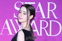 [포토] 다샤 타란, 치명적인 뒷태