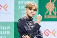 [포토] 킹덤 자한, 날렵한 턱선