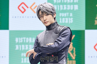 [포토] 훤 "킹덤 합류해 기분 좋아요"