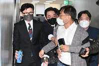 [포토] 한동훈 장관 국감출석 방해하는 강진구