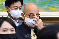 [포토] 국감 증인 출석한 남궁훈 카카오 대표