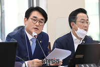 [포토] 질의하는 박용진 민주당 의원