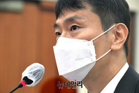 [포토] 답변하는 이복현 금융감독원장