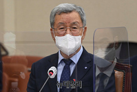 [포토] 국감 출석한 한시준 독립기념관 관장