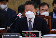 [포토] 질의 답변하는 조현래 한국콘텐츠진흥원장