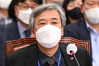 [포토] 국감서 답변하는 조성호 공영홈쇼핑 대표