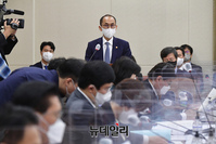 [포토] 업무보고 하는 고학수 개인정보보호위원회 위원장