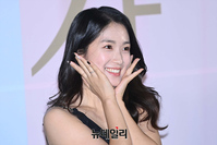 [포토] 김혜윤, 예쁘게 꽃받침