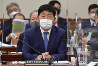 [포토] 국감 출석한 조재희 학교법인 한국폴리텍 이사장