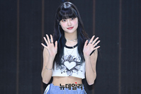 [포토] 르세라핌 홍은채, 귀여운 막내