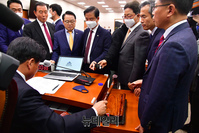 [포토] 양곡관리법 개정안 놓고 충돌하는 여·야 