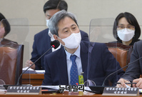 [포토] 답변하는 최웅선 한국장애인개발원장 직무대리