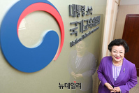 [포토] 이배용 국가교육위원장 "여론 수렴해 교육정책 반영 할 것"