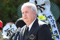 [포토] 추도사하는 인요한 소장