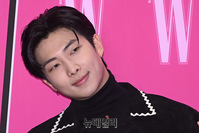 [포토] 방탄소년단 RM, 꿀 떨어지는 포즈