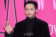 [포토] 변요한 "여러분 반가워요"