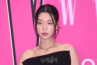 [포토] 이호정, 어울리는 검은 오프숄더 드레스