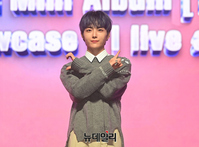 [포토] 나인아이 반 "두번째 미니앨범으로 컴백했어요"