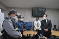 [포토] 이태원 파출소 찾은 아재명 민주당 대표