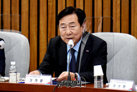 [포토] 민·당·정협의회 찾은 김기문 중소기업중앙회 회장