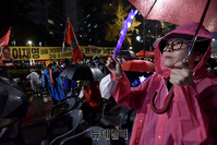 [포토] 대통령실 인근 모인 우파단체 "문재인·이재명 구속하라"