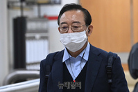 [포토] 법원 향하는 송철호 전 울산시장