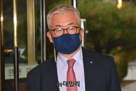 [포토] 은행지주 이사회 간담회 참석한 백태승 의장