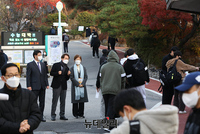 [포토] 수험생 응원하는 조희연 서울시교육감