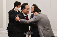 [포토] 합의문 발표후 환하게 웃는 여·야 지도부