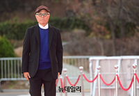 [포토] 문화훈장 수상하는 만화가 허영만