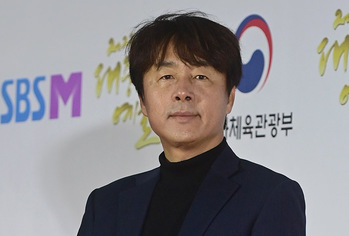 [포토] 대중문화예술상 참석한 이종규 이사장