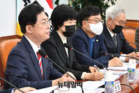 [포토] 발언하는 이만희 이태원 사고조사 및 안전대책 특별위원장