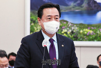 [포토] 보고하는 조현동 외교부 제1차관