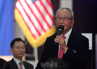 [포토] 한미우호의밤 참석한 현오석 전 부총리