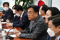 [포토] 회의서 발언하는 정진석 국민의힘 비대위원장