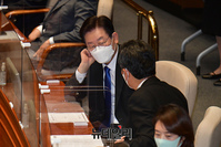 [포토] 대화 나누는 이재명·정청래